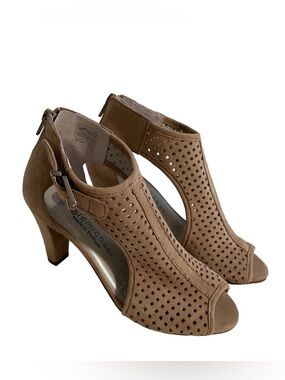Eric Michael Tan "Crystal" Suede Peep Toe Perforated Pump 36(5.5)